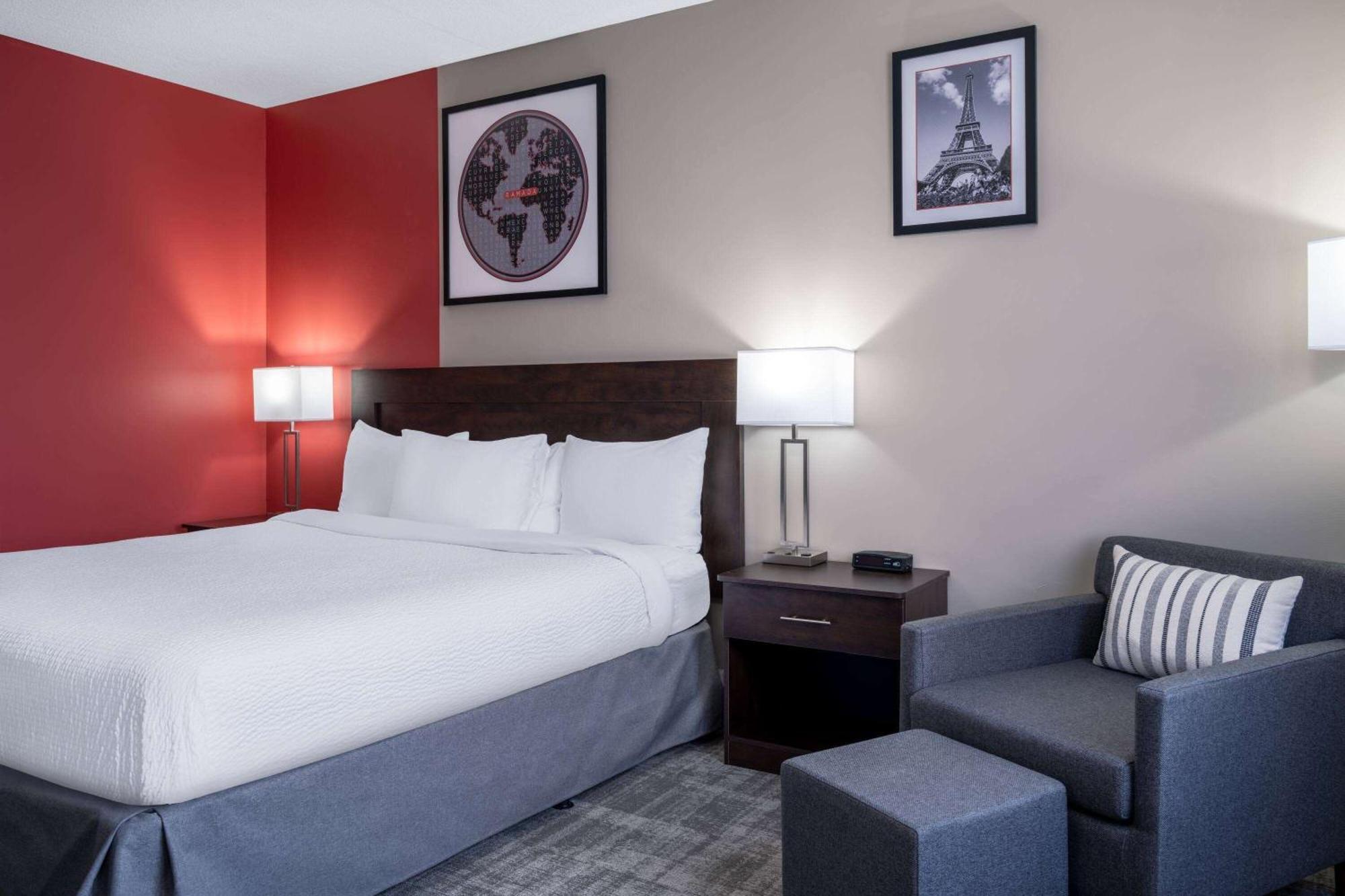 Ramada By Wyndham Thunder Bay Airlane Hotel Экстерьер фото